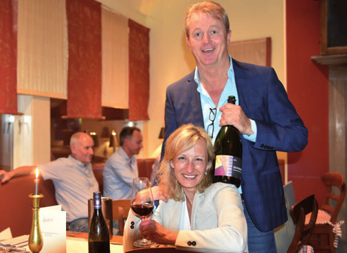 Winzerin Sandra Sauer mit Lambert-Chef Dirk Helmrich