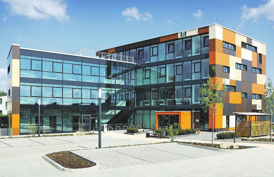 Im Gründerzentrum der WLH finden junge und zukunftsorientierte Unternehmen Austausch-, Informations- und Fördermöglichkeiten. Fotos: Anja Zuchold/WLH Im Gründerzentrum der WLH finden junge und zukunftsorientierte Unternehmen Austausch-, Informations- und Fördermöglichkeiten. Fotos: Anja Zuchold/WLH