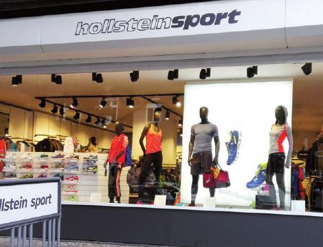 Hollstein Sport in Blankenese zeigt auch im Schaufenster Sport von der klassischen und modernen Seite, FOTO: FLAVIO BENATELLI