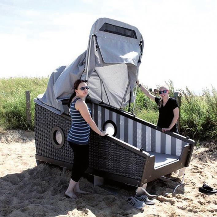 Mit den ersten Sonnenstrahlen kommt die Zeit, die Strandkörbe aufzustellen. FOTO: OLIVER FRANKE/TMS BÜSUM