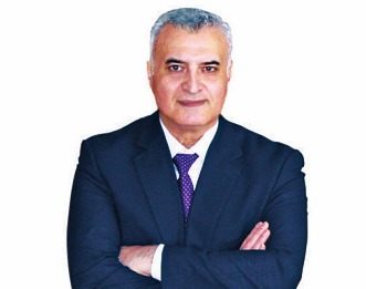 Mehrdad Rakhshan ist Sachverständiger für Orientteppiche in Jesteburg Foto: Rakhshan Mehrdad Rakhshan ist Sachverständiger für Orientteppiche in Jesteburg Foto: Rakhshan