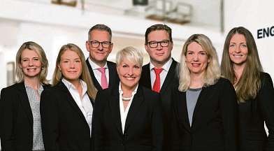 Das Verkaufsteam von Engel & Völkers in Buchholz mit Geschäftsführerin Steffanie Dau (mitte) Foto: Engel & Völkers Das Verkaufsteam von Engel & Völkers in Buchholz mit Geschäftsführerin Steffanie Dau (mitte) Foto: Engel & Völkers