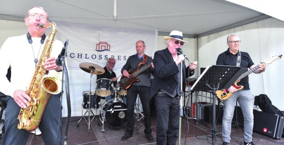 Rockten in der Elbschloss-Residenz ab – die Klönschnack-Allstars