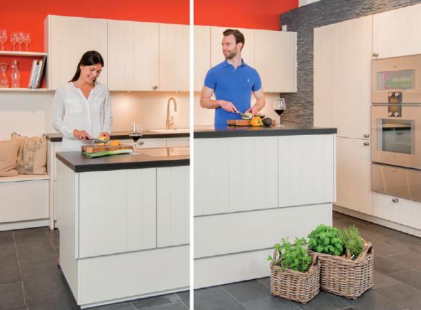 Stufenlos höhenverstellbare Arbeitsfläche für die Küche, FOTO: © PATRICE KUNTE