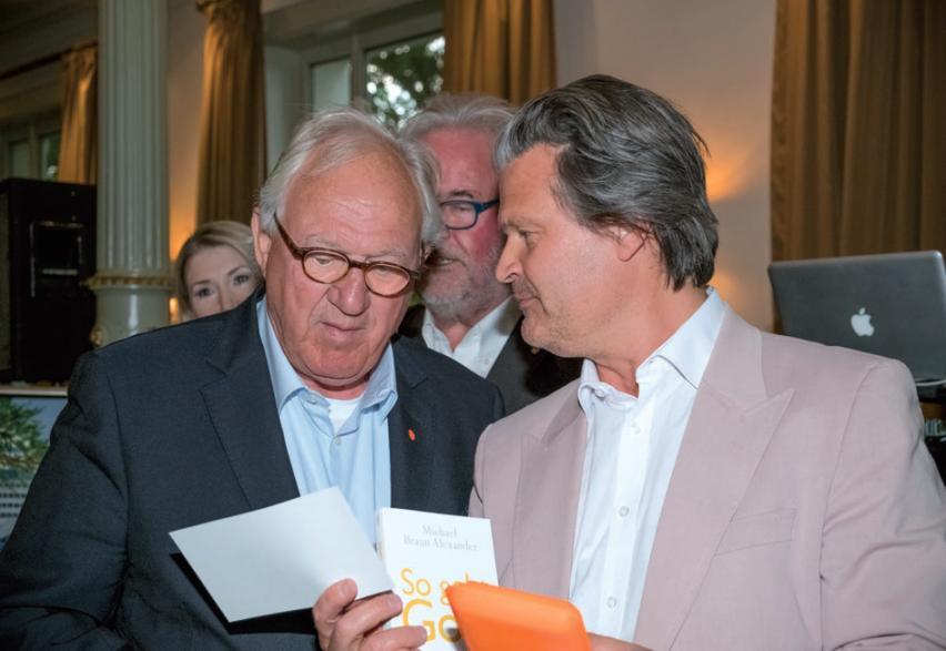 Reinhard Bochem stiftete den 1. Preis – Gold, Silber und Kupfer, Edmund Bahr (links) gewann Kupfer