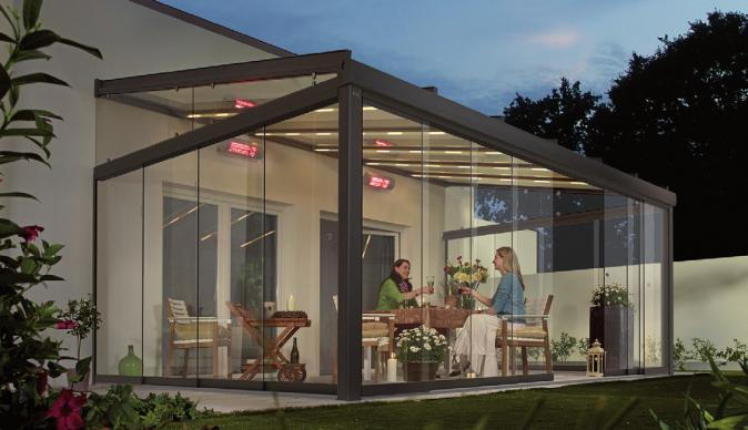 Ein Glasdach für die Terrasse verlängert die Outdoor-Saison