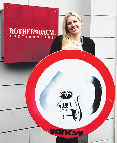 Der britische Künstler Banksy gilt als Meister der Street Art. Seine Arbeiten werden zu Höchstpreisen gehandelt. Der britische Künstler Banksy gilt als Meister der Street Art. Seine Arbeiten werden zu Höchstpreisen gehandelt.