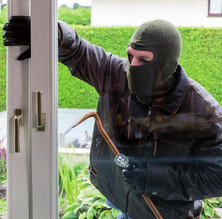 Einbruch über ein gekipptes Fenster: In Hamburg ein häufiges Delikt FOTO: GINA SANDERS/FOTOLOIA