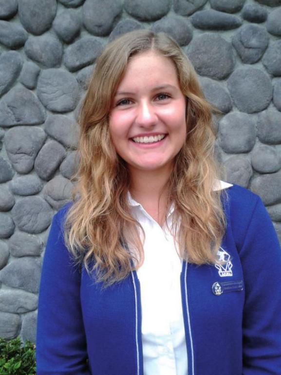 Julia – International Student Leader Seit Juli 2016 an der Hastings Girls‘ High School mit einem Teilstipendium von Hausch & Partner