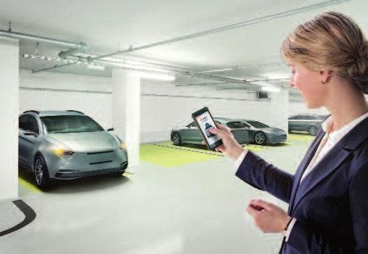 Im Auto fest verbaute Sensoren erkennen das Smartphone des Besitzers so sicher wie einen Fingerabdruck und öffnen das Fahrzeug nur für ihn. Foto: Bosch Im Auto fest verbaute Sensoren erkennen das Smartphone des Besitzers so sicher wie einen Fingerabdruck und öffnen das Fahrzeug nur für ihn. Foto: Bosch