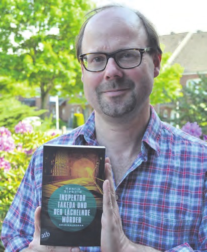 Daniel Bielenstein und sein neuester Takeda-Band zu Hause in Reinbek Foto: hof Daniel Bielenstein und sein neuester Takeda-Band zu Hause in Reinbek Foto: hof