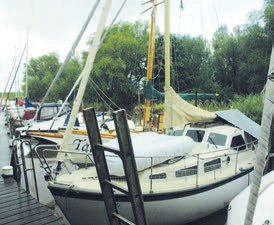 30 Liegeplätze bietet der Neuendeicher Hafen Foto: Klein 30 Liegeplätze bietet der Neuendeicher Hafen Foto: Klein