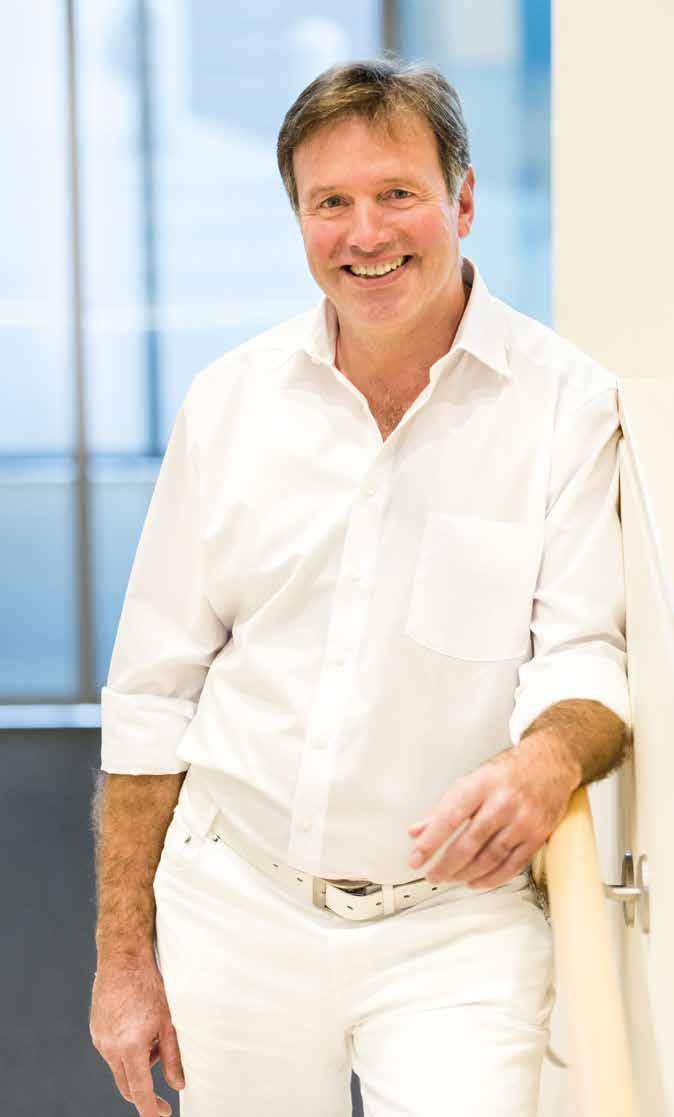 Dr. Harald Daum leitet die Gefäßchirurgie und Endovaskuläre Chirurgie im Asklepios Klinikum Harburg. Fotos: Heike Rössing Dr. Harald Daum leitet die Gefäßchirurgie und Endovaskuläre Chirurgie im Asklepios Klinikum Harburg. Fotos: Heike Rössing