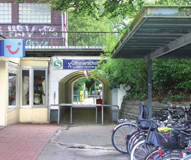 Der Westeingang des Bahnhofs