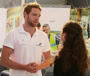 Ob es ein duales oder klassisches Studium, eine Ausbildung, ein Praktikum, ein Auslandsjahr oder ein Freiwilligendienst sein soll – auf der HORIZON erhalten Besucher kompetente Beratung zu jedem Thema Ob es ein duales oder klassisches Studium, eine Ausbildung, ein Praktikum, ein Auslandsjahr oder ein Freiwilligendienst sein soll – auf der HORIZON erhalten Besucher kompetente Beratung zu jedem Thema