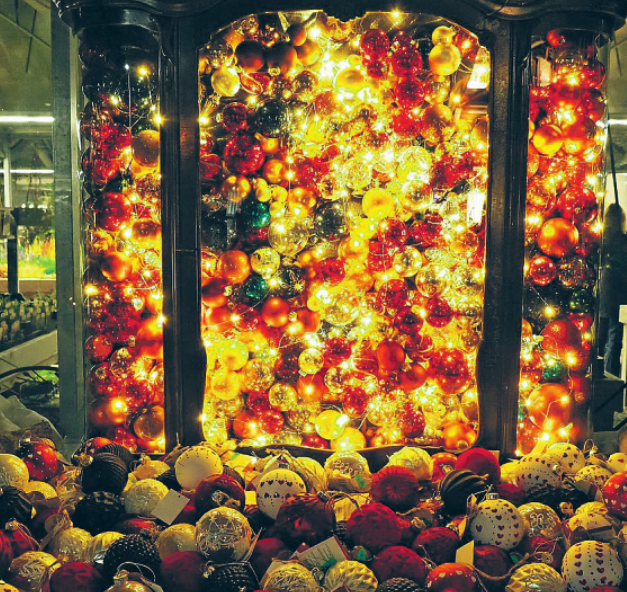 Besinnlicher Lichterglanz in der Baumschule Andresen Foto: Christian Bückert Besinnlicher Lichterglanz in der Baumschule Andresen Foto: Christian Bückert