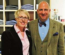 Im „Herrenhaus“ bei Sven und Ewa Leya kommen an den Ladies‘ Days auch die modebewussten Damen auf ihre Kosten Im „Herrenhaus“ bei Sven und Ewa Leya kommen an den Ladies‘ Days auch die modebewussten Damen auf ihre Kosten