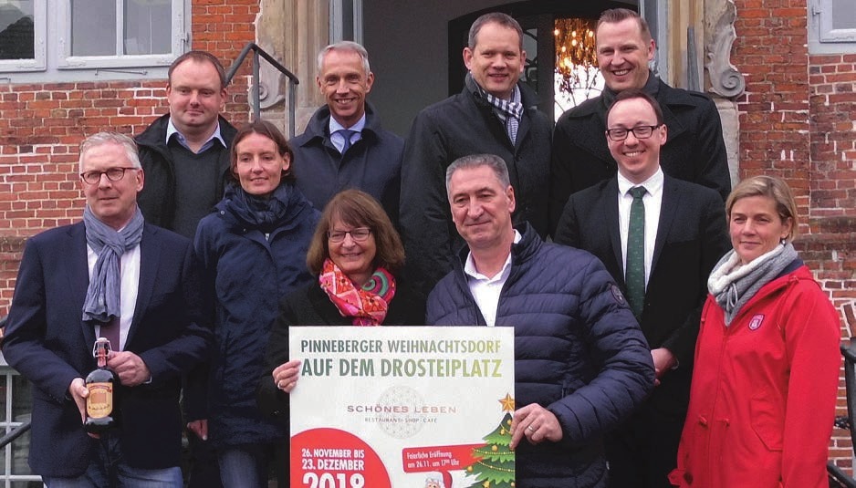 Das 7. Pinneberger Weihnachtsdorf bietet ein vielfältiges Programm und ist zur Freude von Organisatoren und Sponsoren noch einmal größer geworden Fotos: Skibbe Das 7. Pinneberger Weihnachtsdorf bietet ein vielfältiges Programm und ist zur Freude von Organisatoren und Sponsoren noch einmal größer geworden Fotos: Skibbe