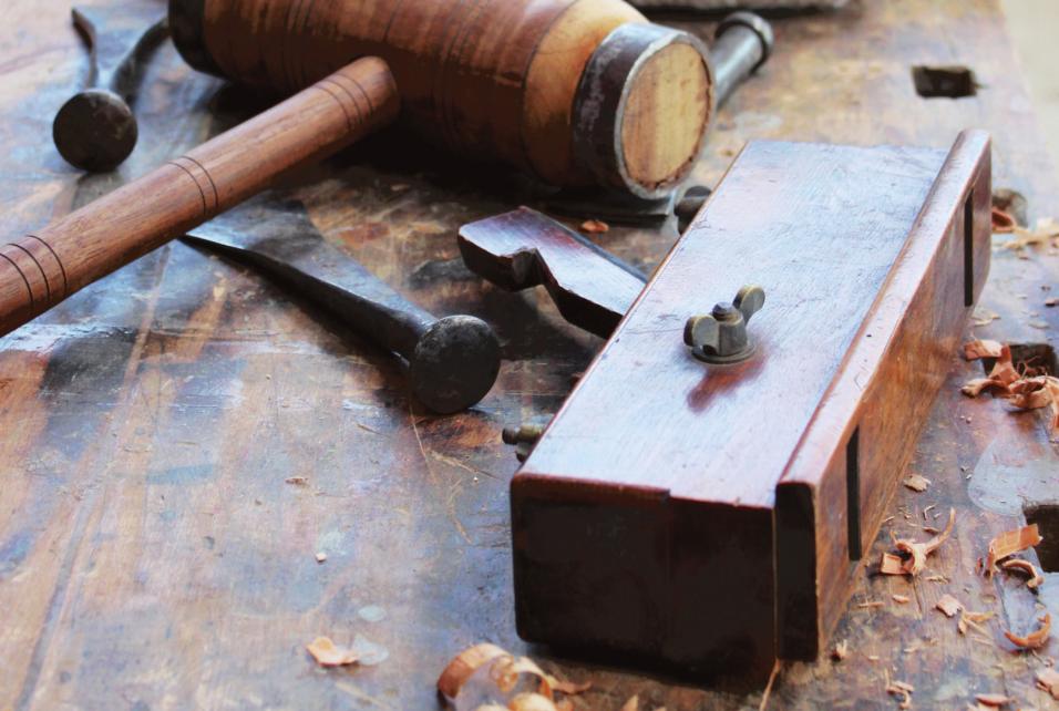 Das Werkzeug immer griffbereit: Ein hoher Praxisbezug zeichnet die Umschulungen aus Das Werkzeug immer griffbereit: Ein hoher Praxisbezug zeichnet die Umschulungen aus