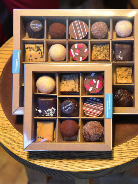 Handgefertigte Pralinen, mit besonderen Geschmacksrichtungen gibt es im Café „Chez Wilma“