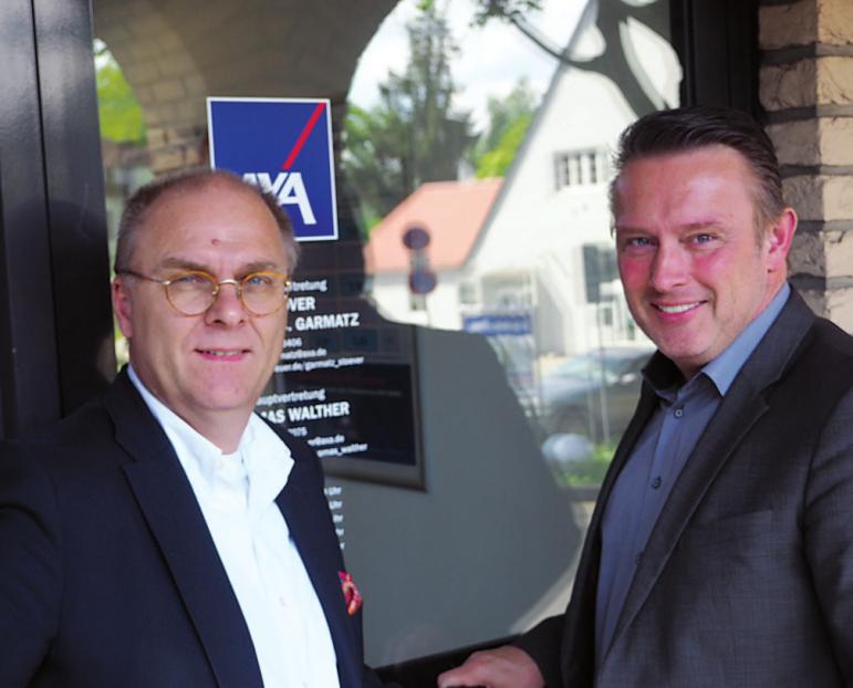 Jan-C. Garmatz und Thomas Walther vom AXA Versicherungsbüro in Blankenese