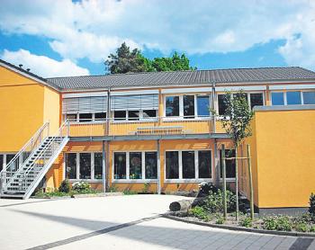 Am 11.12. öffnet die Bugenhagenschule Groß Flottbek von 16 bis 18 Uhr ihre Türen für den Lebendigen Adventskalender. Am 13.12. findet von 14 bis 17 Uhr ein Adventsbasar in den Räumlichkeiten statt Am 11.12. öffnet die Bugenhagenschule Groß Flottbek von 16 bis 18 Uhr ihre Türen für den Lebendigen Adventskalender. Am 13.12. findet von 14 bis 17 Uhr ein Adventsbasar in den Räumlichkeiten statt