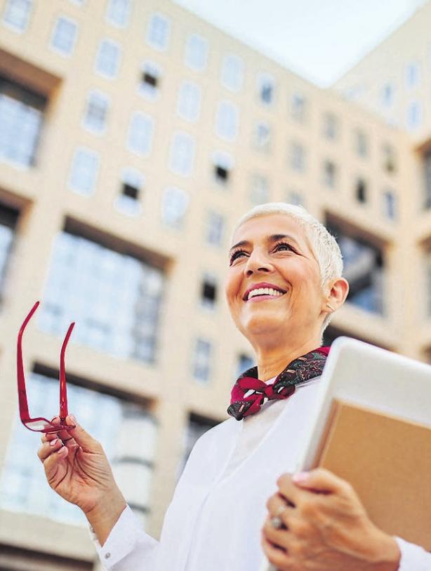 Je größer die Übereinstimmung zwischen Idealvorstellung und realen Gegebenheiten im Beruf, desto größer ist die allgemeine Lebenszufriedenheit. Foto: bernardbodo (fotolia.de) Je größer die Übereinstimmung zwischen Idealvorstellung und realen Gegebenheiten im Beruf, desto größer ist die allgemeine Lebenszufriedenheit. Foto: bernardbodo (fotolia.de)