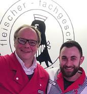 Michael Raabe (l.) und Maximilian Karol sorgen für Qualitätsfleisch Michael Raabe (l.) und Maximilian Karol sorgen für Qualitätsfleisch