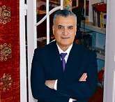 Mehrdad Rakhshan ist Sachverständiger und Gutachter für Orientteppiche Rakhshan Mehrdad Rakhshan ist Sachverständiger und Gutachter für Orientteppiche Rakhshan