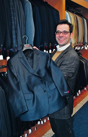 Karim Tatari offeriert bei Tatex 10.000 Anzüge für jeden Anlass Foto: Jordan  Karim Tatari offeriert bei Tatex 10.000 Anzüge für jeden Anlass Foto: Jordan