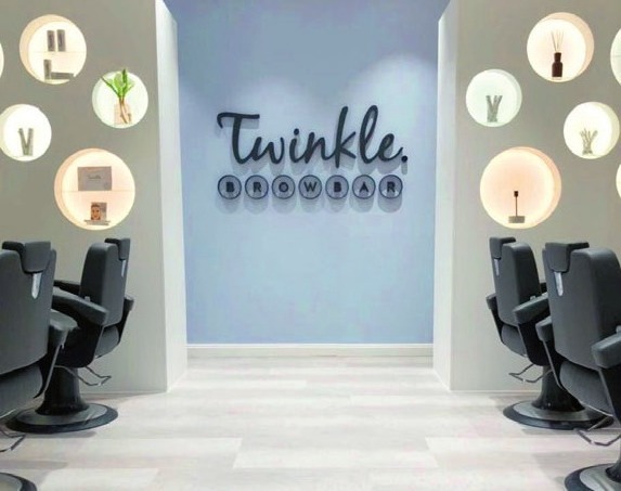 Luxus für Wimpern und Augenbrauen