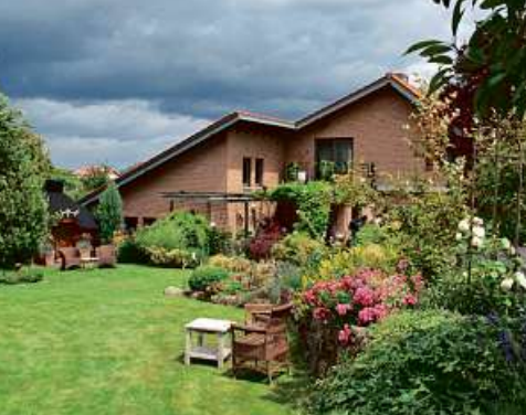 Das Eigenheim ist in der Regel die größte Anschaffung im Leben. Sie sollte gut überlegt und geplant sein. Foto: LBS Das Eigenheim ist in der Regel die größte Anschaffung im Leben. Sie sollte gut überlegt und geplant sein. Foto: LBS