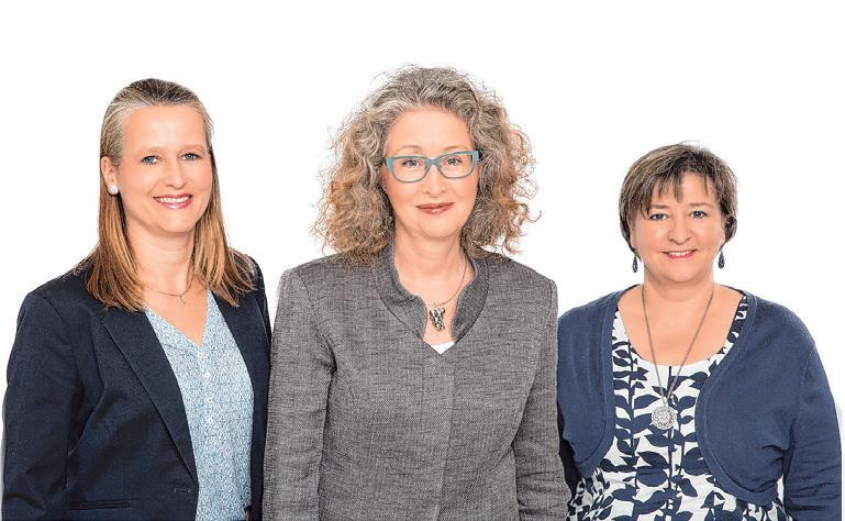 Ulrike Högerle, Beate Wierhake, Yvonne Müller – Beratung und Vermietung Rosenhof Ahrensburg Ulrike Högerle, Beate Wierhake, Yvonne Müller – Beratung und Vermietung Rosenhof Ahrensburg