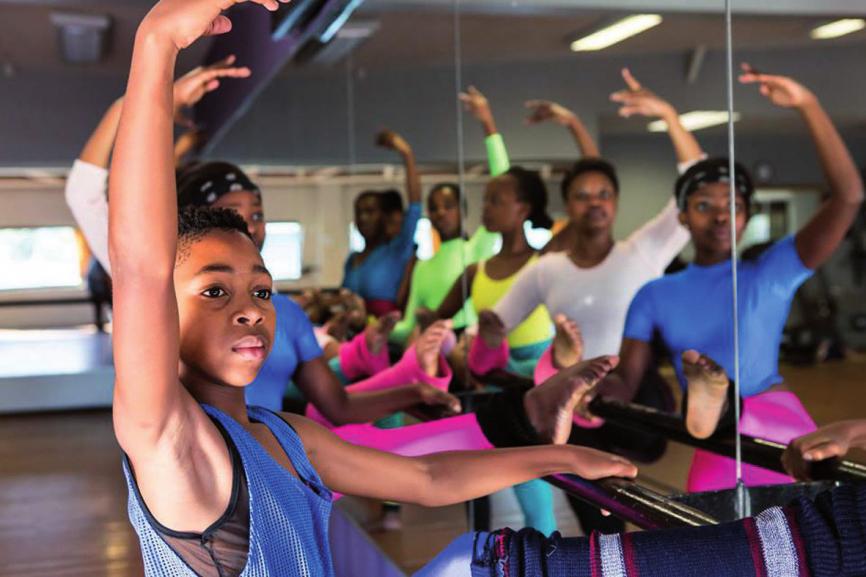 Kinder aus dem Armenviertel schöpfen bei Dance for all mittels Tanz Kraft für ihre Zukunft