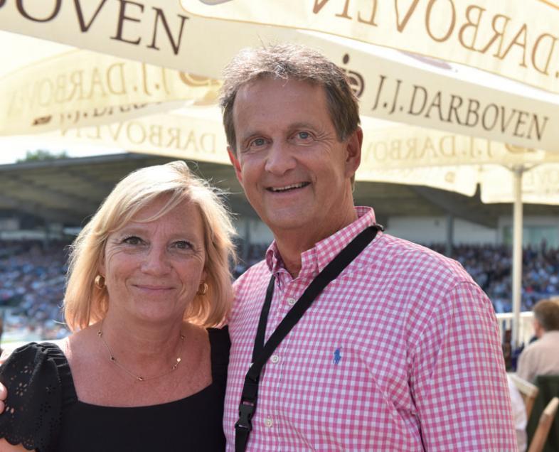 Hamburgs Mercedes-Chef Bernd Zieroldmit Ehefrau Sabine