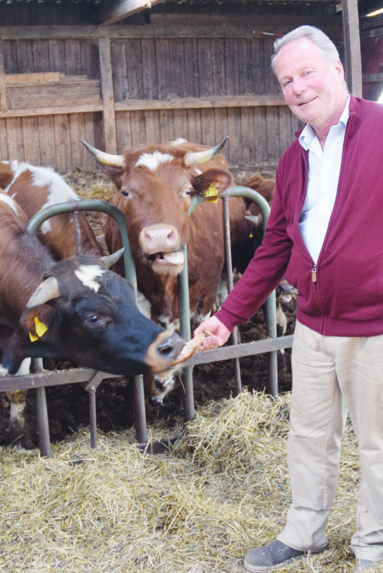 Wilfried Schümann freut sich, zum Frühlingsfest auf dem Biohof Schümann viele große und kleine Besucher begrüßen zu können Foto: Kuno Klein Wilfried Schümann freut sich, zum Frühlingsfest auf dem Biohof Schümann viele große und kleine Besucher begrüßen zu können Foto: Kuno Klein