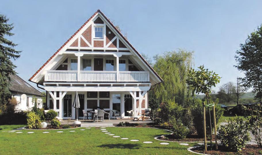 Ein Fachwerkhaus erstrahlt in neuem Glanz: Das Team von Ewald Hamburg präsentiert sich auf den diesjährigen Bautagen mit dem Themenschwerpunkt Malerarbeiten und Fassadengestaltung. Foto: Ewald Hamburg Ein Fachwerkhaus erstrahlt in neuem Glanz: Das Team von Ewald Hamburg präsentiert sich auf den diesjährigen Bautagen mit dem Themenschwerpunkt Malerarbeiten und Fassadengestaltung. Foto: Ewald Hamburg