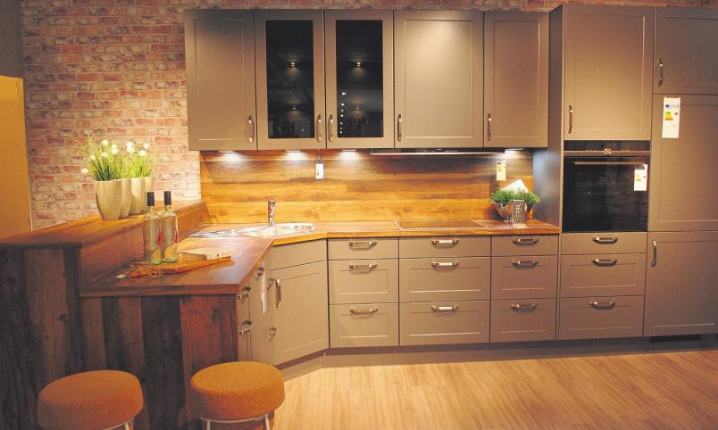 Hesebeck berät beim Küchenkauf und stellt Küchentrends 2018 vor