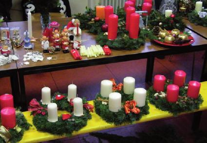 Selbstgebastelter Weihnachtsschmuck der Jugendfeuerwehr