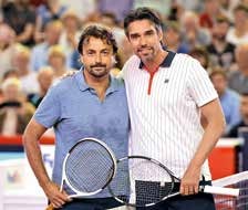 Der Franzose Henri Leconte (l.) war 2016 als Gegner für Stich im Legendenmatch am Start. Mit seinen Späßen begeisterte er die Zuschauer Der Franzose Henri Leconte (l.) war 2016 als Gegner für Stich im Legendenmatch am Start. Mit seinen Späßen begeisterte er die Zuschauer