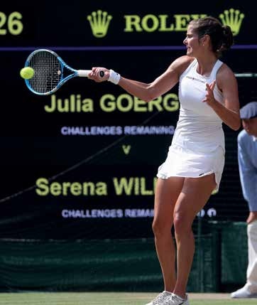 Julia Görges, vom THC Bad Oldesloe ins Halbfinale von Wimbledon. Julia Görges, erst Serena Williams konnte sie stoppen. Foto: Jürgen Hasenkopf Julia Görges, vom THC Bad Oldesloe ins Halbfinale von Wimbledon. Julia Görges, erst Serena Williams konnte sie stoppen. Foto: Jürgen Hasenkopf