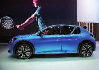 Spiel, Satz und Sieg – auch Peugeot startet mit dem 208 in das E-Zeitalter Spiel, Satz und Sieg – auch Peugeot startet mit dem 208 in das E-Zeitalter