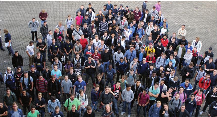 Für diese Auszubildenden begann das Berufsleben im Handwerk  FOTO: BERUFSBILDUNGSWERK DER INNUNGSANITÄR HEIZUNG KLEMPNER