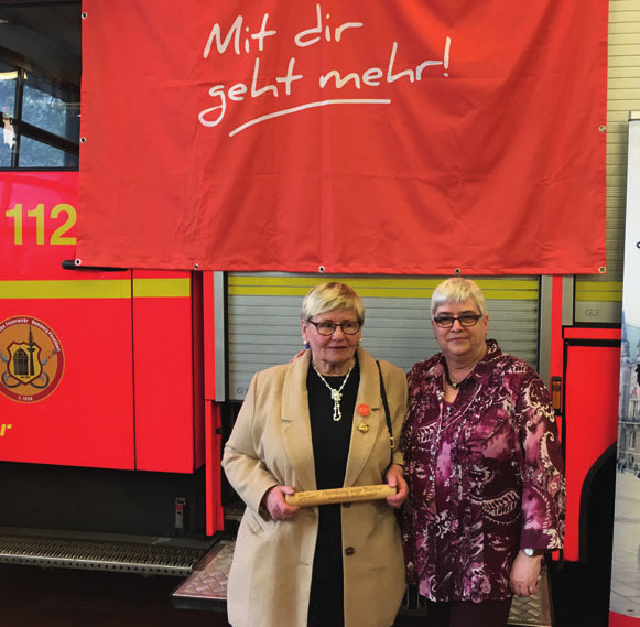 Bärbel Kolozei und Inge Hansen
