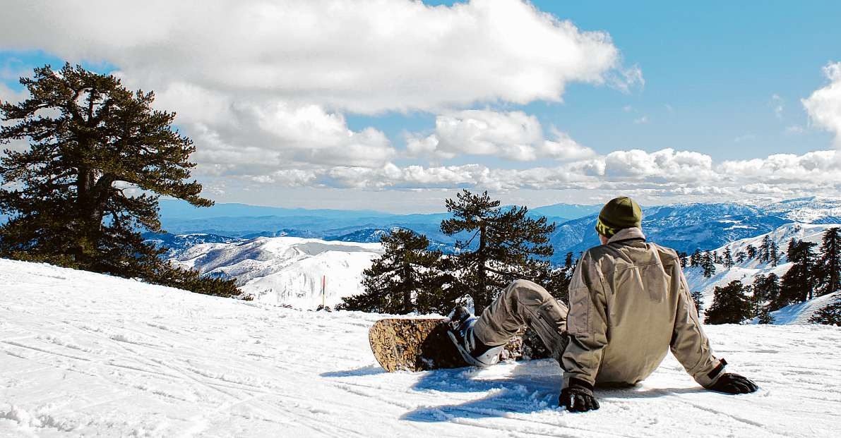 Kaum zu glauben: Diesen Blick in die schneebedeckte Ferne gibt es in Griechenland. FOTO: GRIECHISCHE ZENTRALE FÜR FREMDENVERKEHR Kaum zu glauben: Diesen Blick in die schneebedeckte Ferne gibt es in Griechenland. FOTO: GRIECHISCHE ZENTRALE FÜR FREMDENVERKEHR
