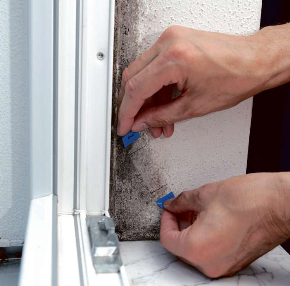 SCHIMMELBEFALL: Auch in Neubauten droht Gefahr. Foto: VPB SCHIMMELBEFALL: Auch in Neubauten droht Gefahr. Foto: VPB