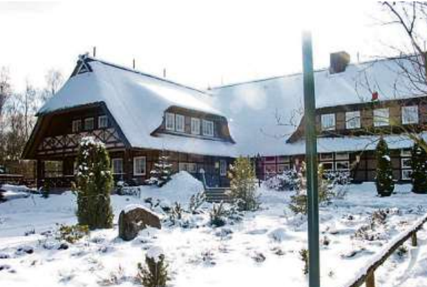Auch im Winter wunderschön: der Undeloher Hof in der Heide Foto: Undeloher Hof Auch im Winter wunderschön: der Undeloher Hof in der Heide Foto: Undeloher Hof