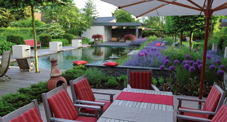 Blick in den Schaugarten von Gartenexperte Bahl