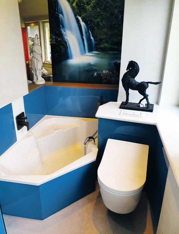 In der Ausstellung des Fünf-Sterne-Badausstatters Dunkelmann im Ohlenhoff 1 in Norderstedt sind tolle Beispiele für die Einrichtung zu finden Foto: Dunkelmann In der Ausstellung des Fünf-Sterne-Badausstatters Dunkelmann im Ohlenhoff 1 in Norderstedt sind tolle Beispiele für die Einrichtung zu finden Foto: Dunkelmann