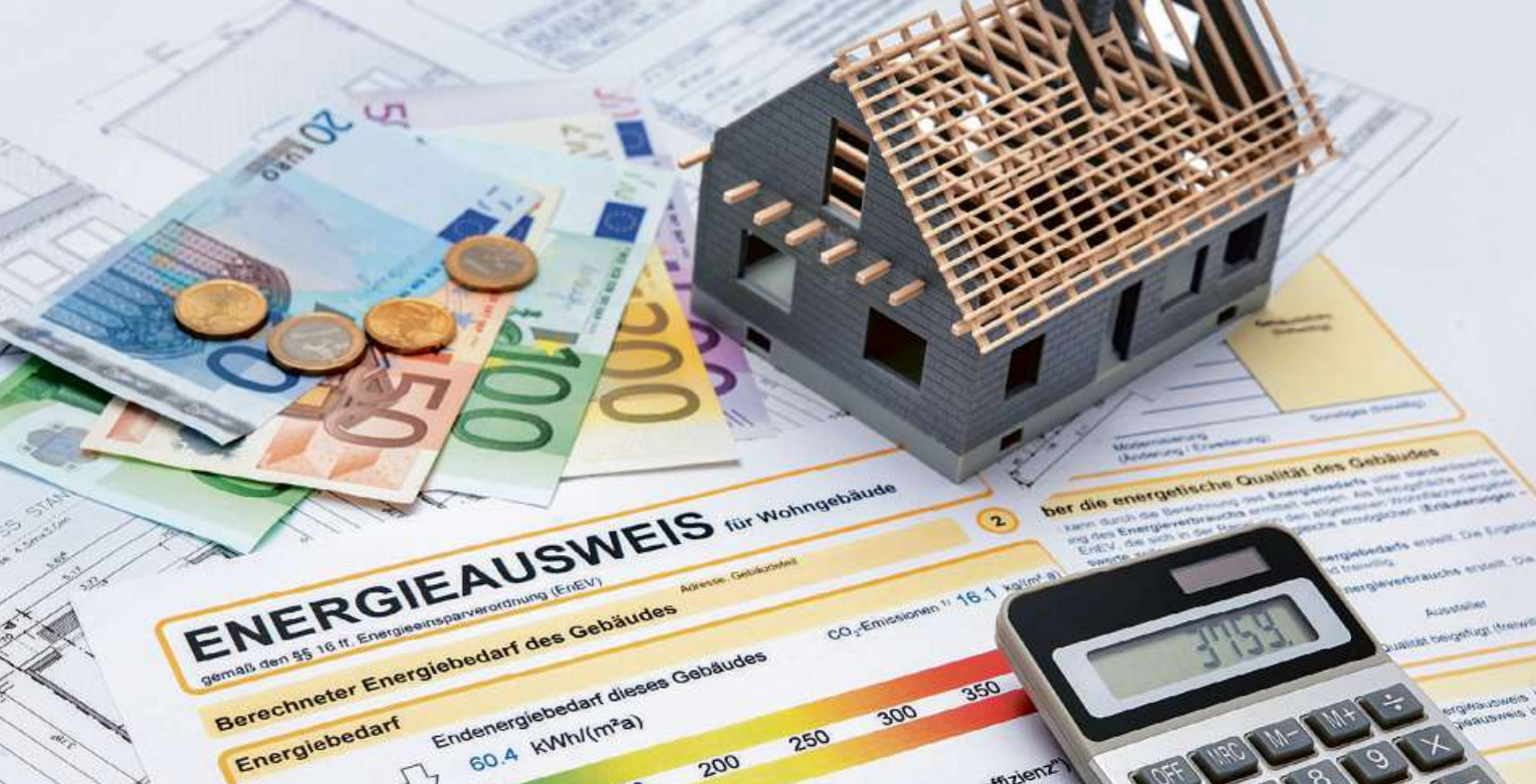 MODERNISIERUNG: Gerade bei alten Häusern müssen viele Details beachtet werden. Foto: fotolia/Alexander Raths MODERNISIERUNG: Gerade bei alten Häusern müssen viele Details beachtet werden. Foto: fotolia/Alexander Raths